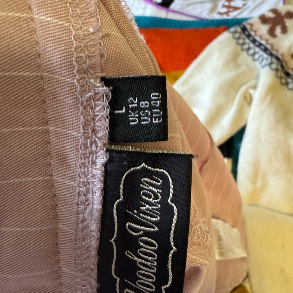 Pink pinstripes - Picture 12 of 12